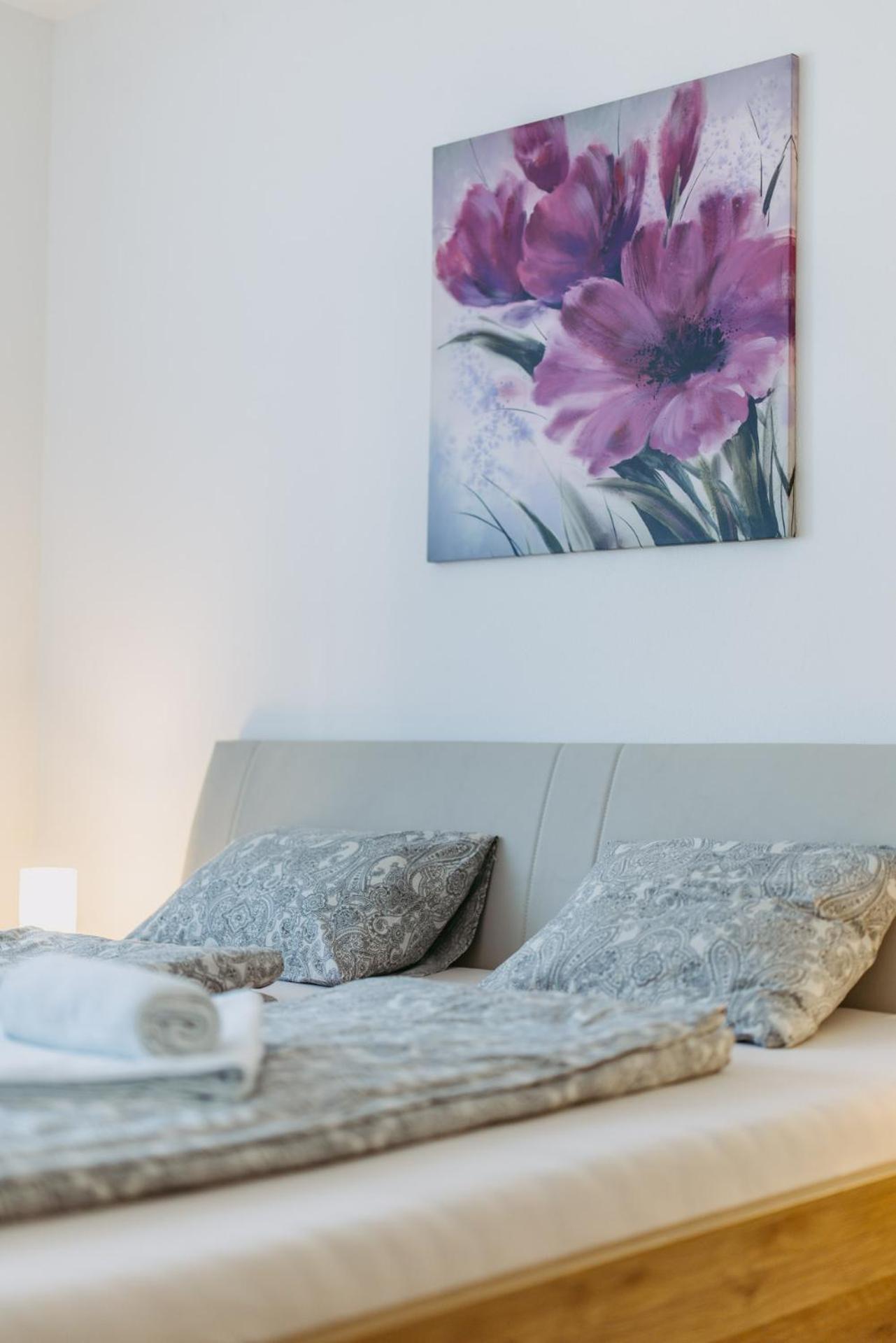 Grosse Ferienwohnung Burgenland ไอเซนชตัดท์ ภายนอก รูปภาพ