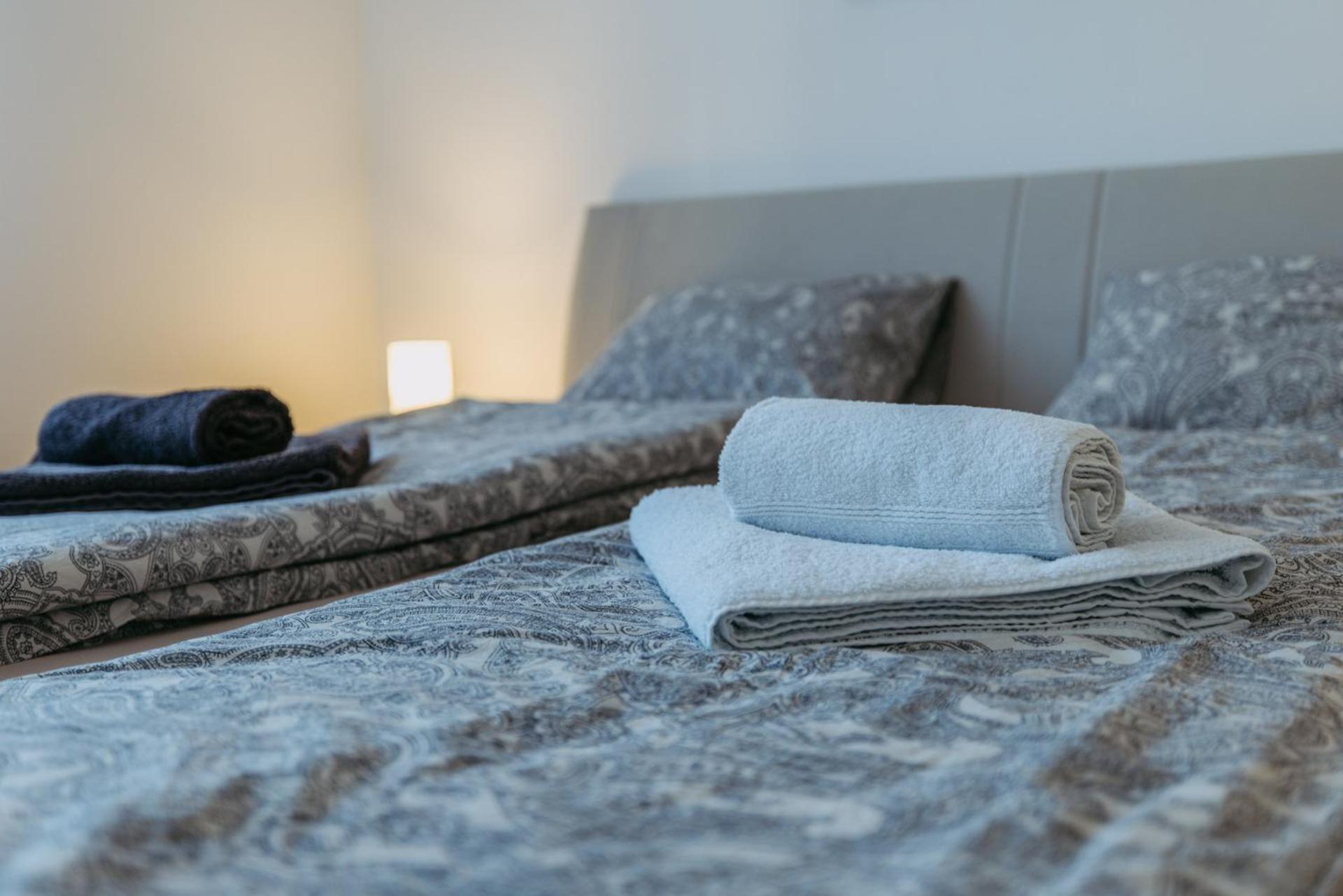 Grosse Ferienwohnung Burgenland ไอเซนชตัดท์ ภายนอก รูปภาพ