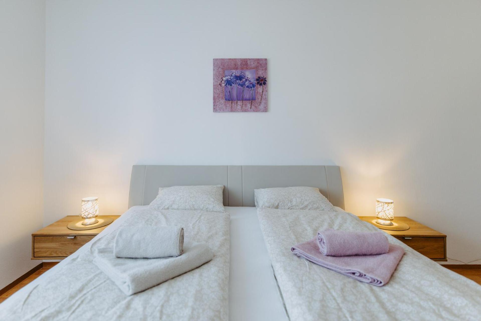 Grosse Ferienwohnung Burgenland ไอเซนชตัดท์ ภายนอก รูปภาพ